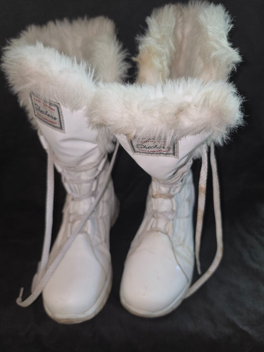 SKECHERS SNOW BOOTS